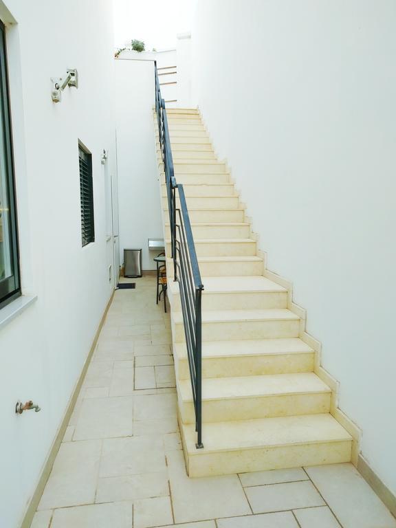 Apartment Dam